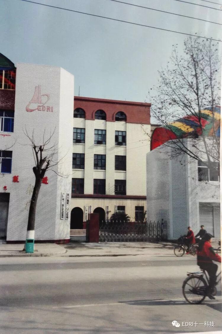 1516872254224928.jpg 2.jpg